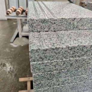 珠海芝麻白楼梯踏步