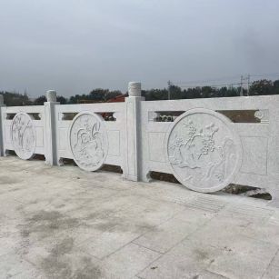 珠海芝麻白河道栏杆 石材栏杆