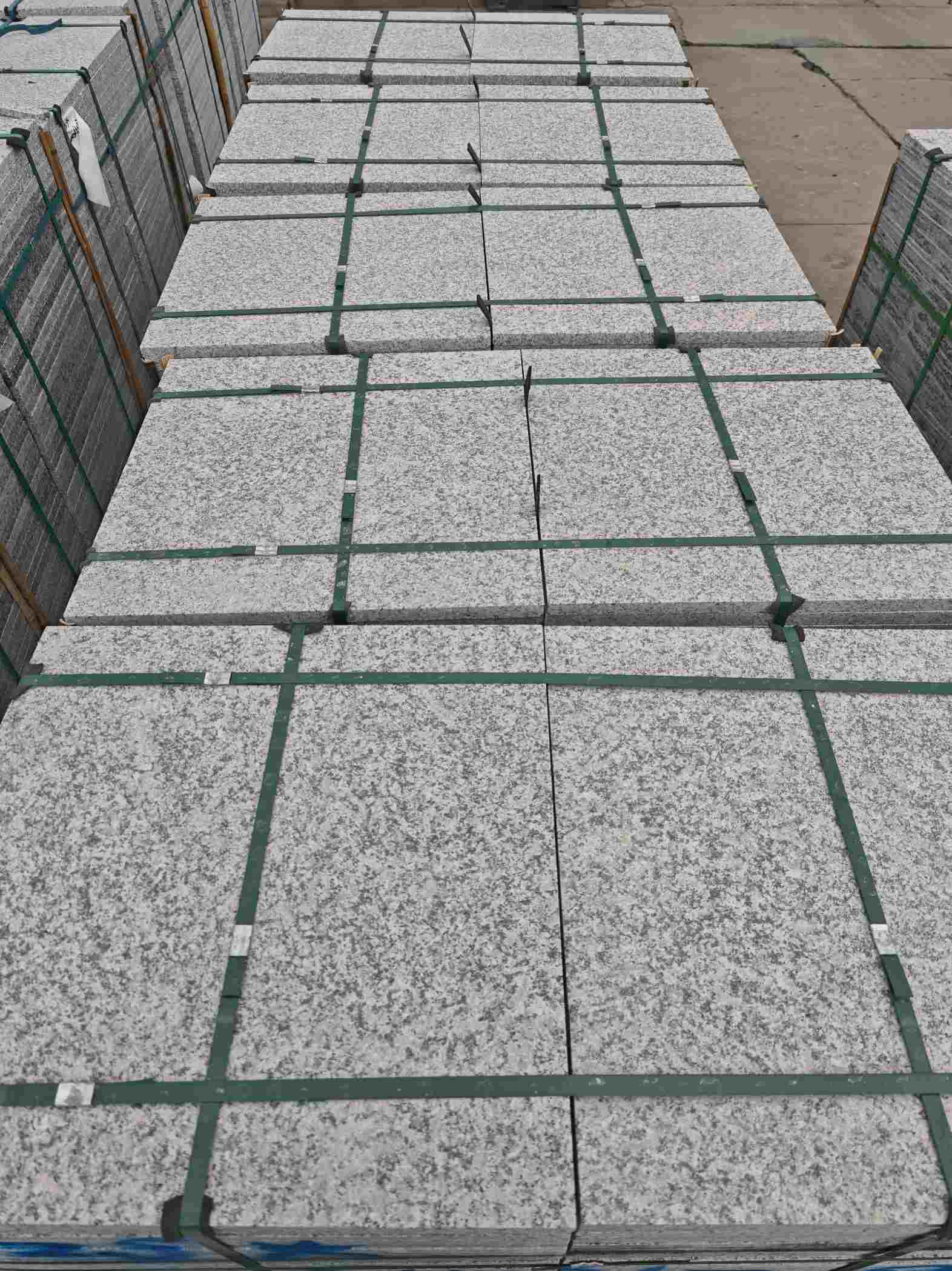 珠海芝麻白大花地铺