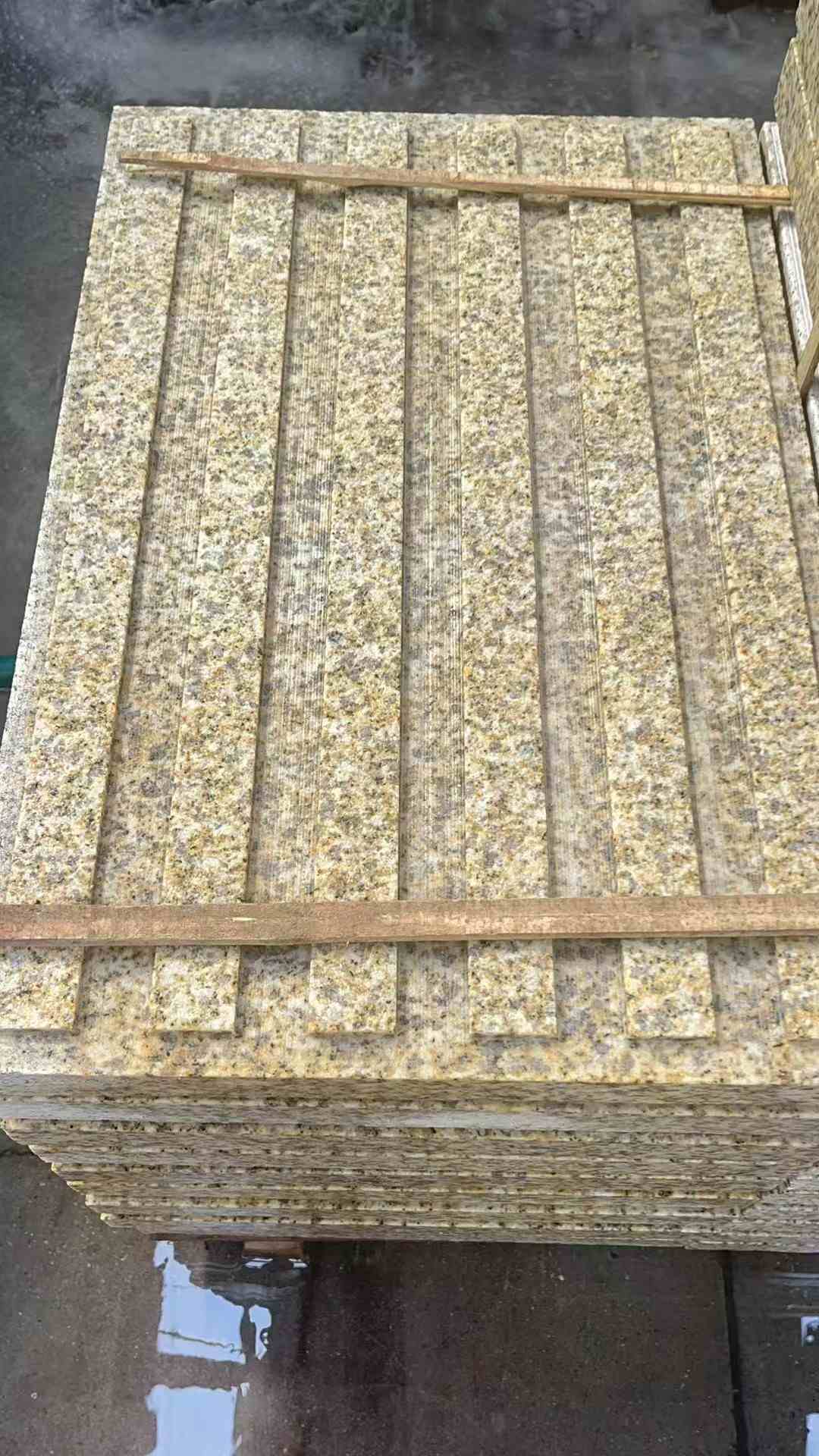 珠海黄金麻盲道 石材盲道