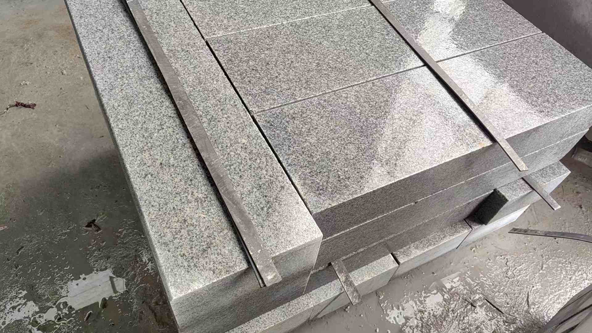 珠海芝麻灰 芝麻白 路牙石 路侧石 马路牙子