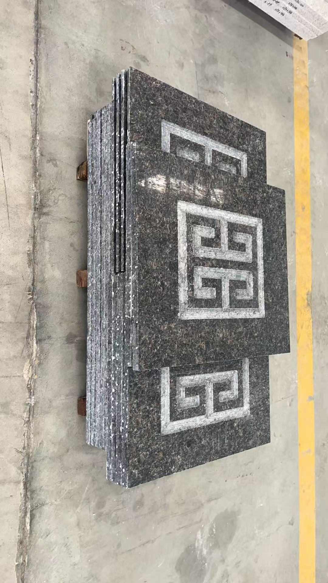 珠海英国棕回纹雕刻版